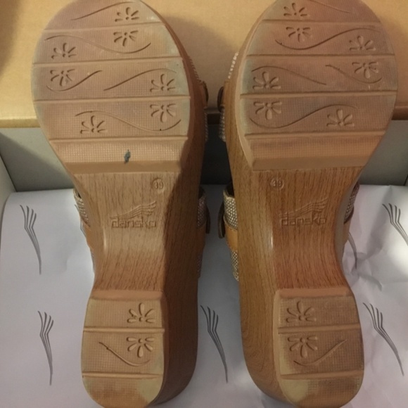Dansko Jessie Lizzard Sand  Sz 39 - Picture 5 of 8